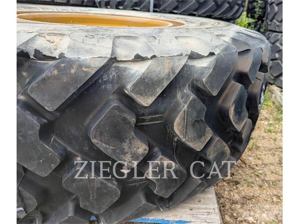 Michelin XTA17.5R25 Pneumatiky, kola a ráfky