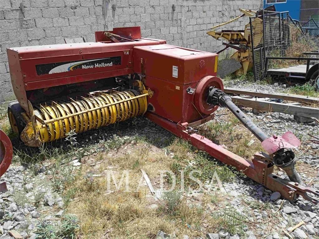 New Holland 570 Harvestory