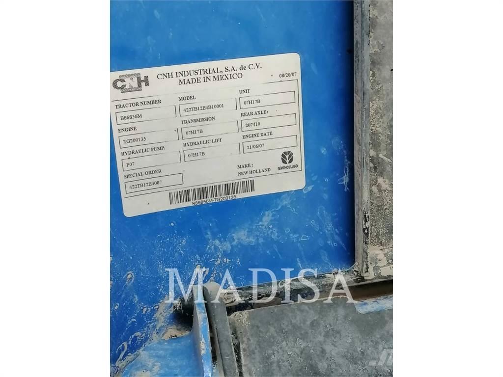 New Holland TB120 Traktory