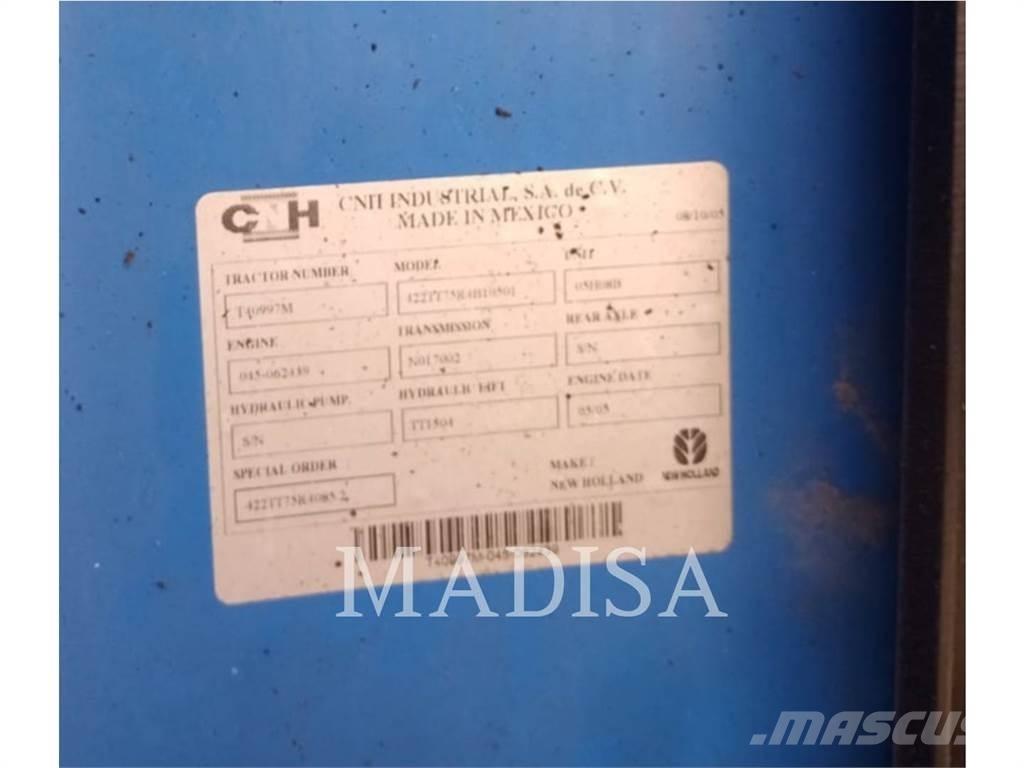 New Holland TT75 4WD Traktory