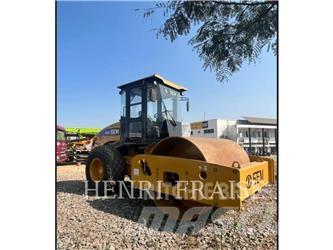SEM MACHINERY 510 Půdní kompaktory