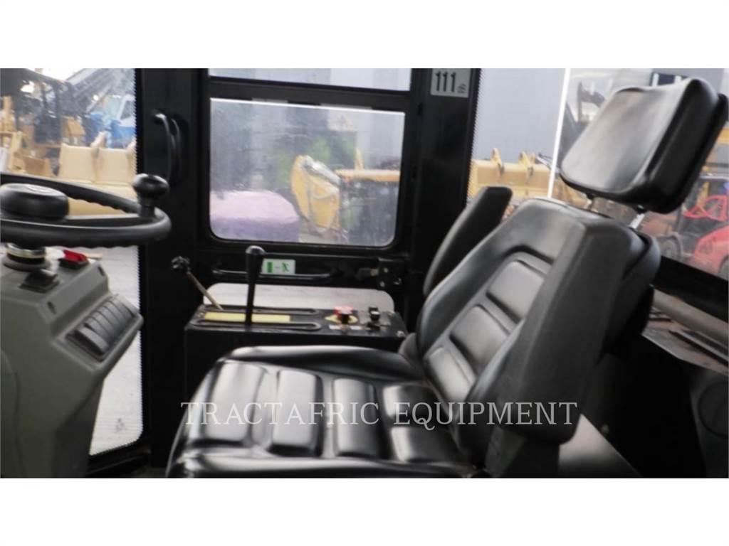 SEM MACHINERY SEM512 Půdní kompaktory