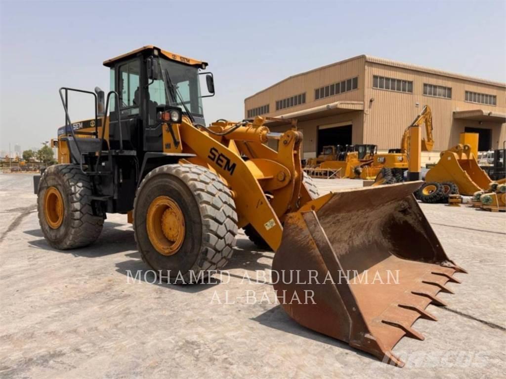 SEM MACHINERY SEM655D Kolové nakladače