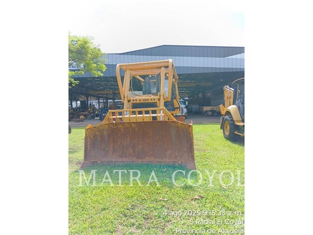 SEM MACHINERY SEM816D Pásové dozery