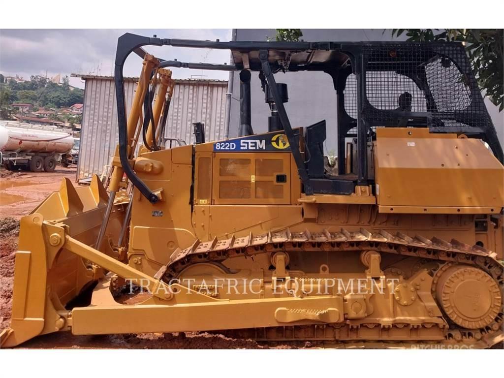 SEM MACHINERY SEM822D Pásové dozery