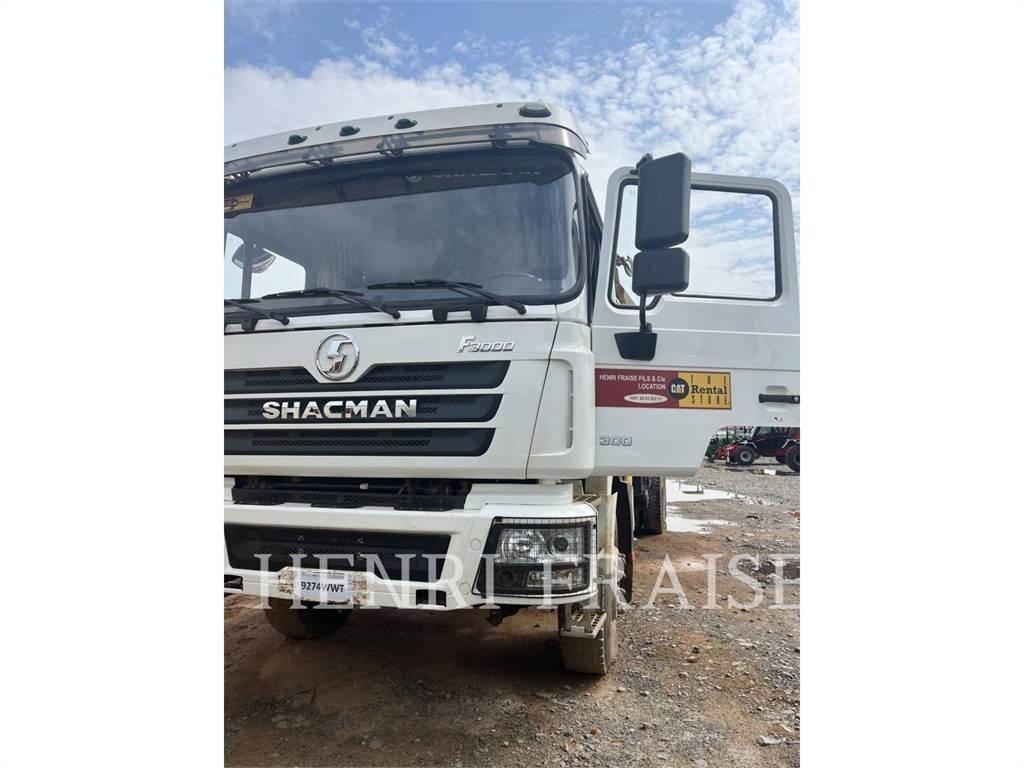Shacman CAMION GRUE 12T Univerzální terénní jeřáby