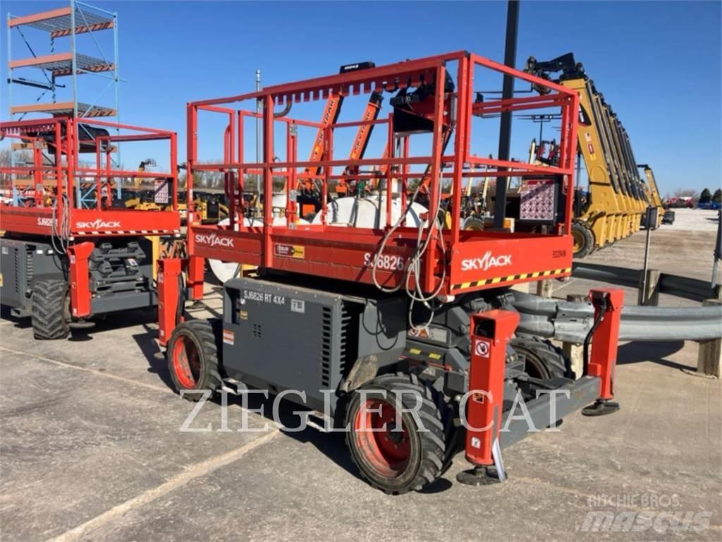 Skyjack SJ6826RT Nůžková zvedací plošina