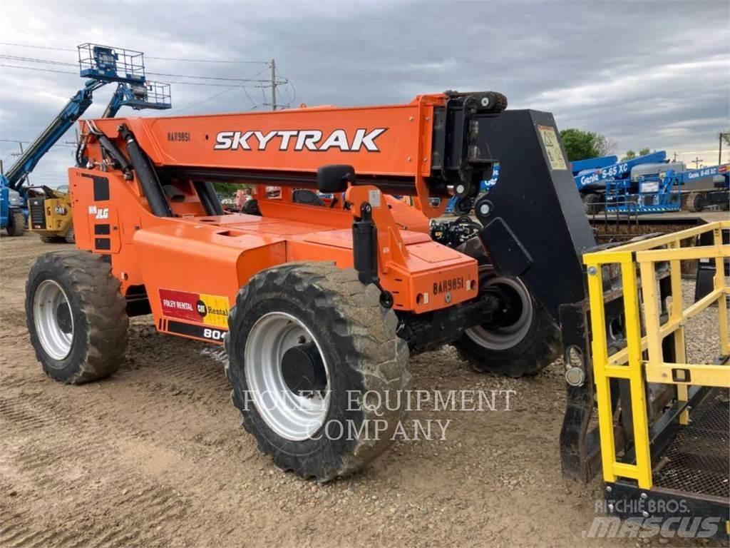 SkyTrak 8042O Teleskopické manipulátory