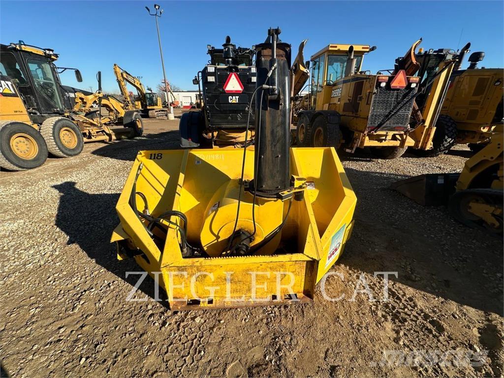 SnowWolf 84 SNOWBLOWER Sněhové frézy