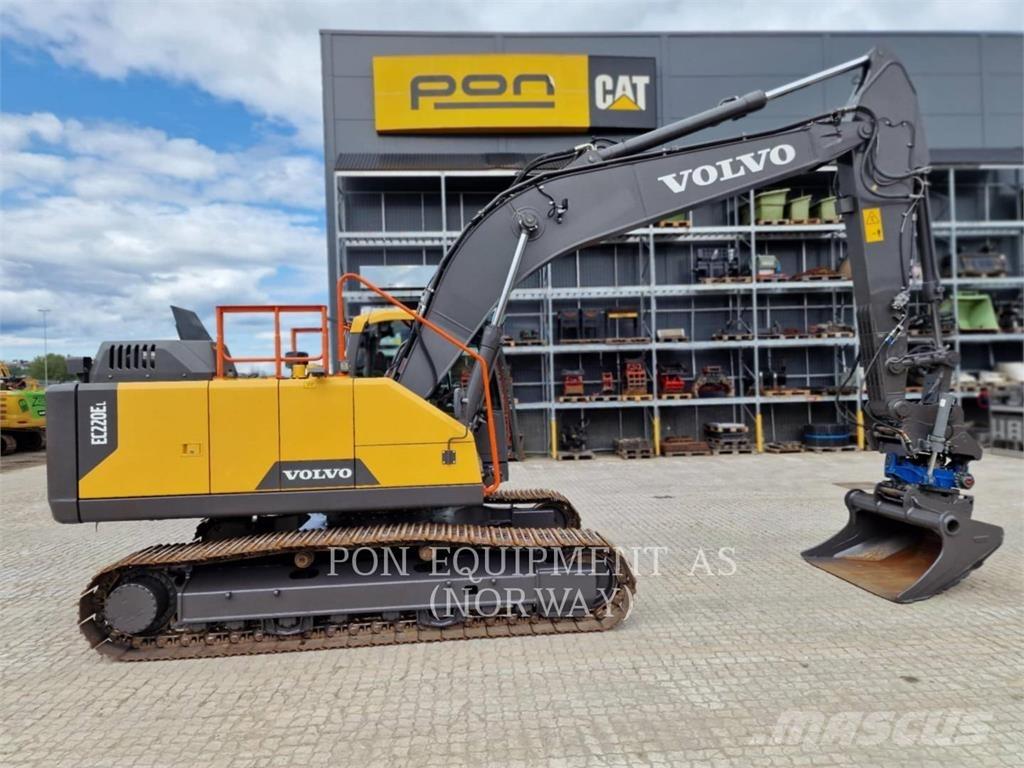 Volvo EC220 Pásová rýpadla