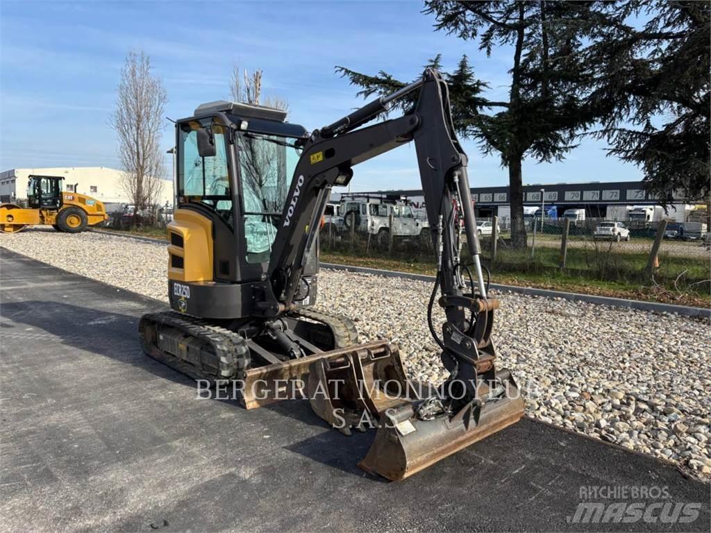 Volvo ECR25D Pásová rýpadla