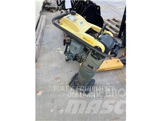 Wacker BS604AS Půdní kompaktory