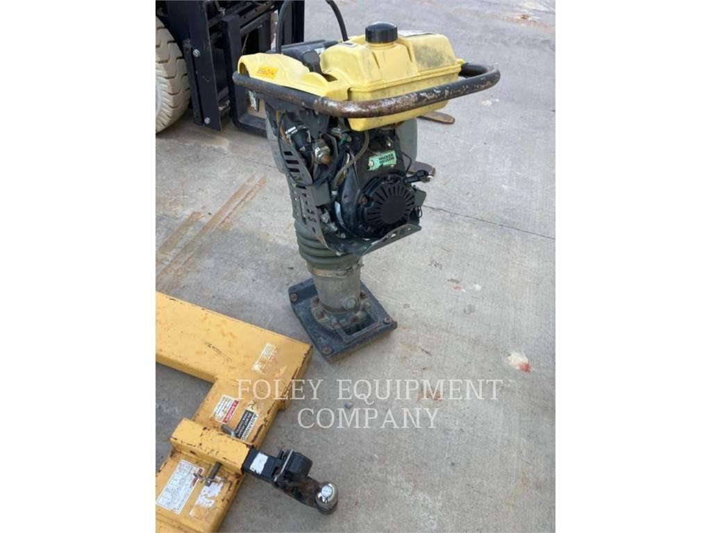 Wacker BS604AS Půdní kompaktory