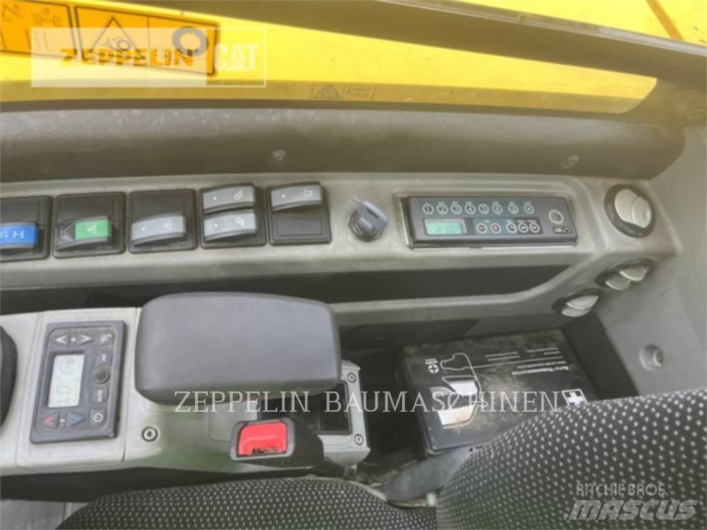 Wacker EW100 Kolová rýpadla