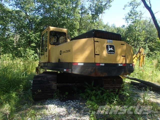 John Deere 690 DLC Pásová rýpadla
