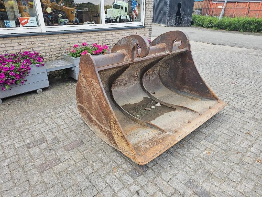  Onbekend Slotenbak Lopaty