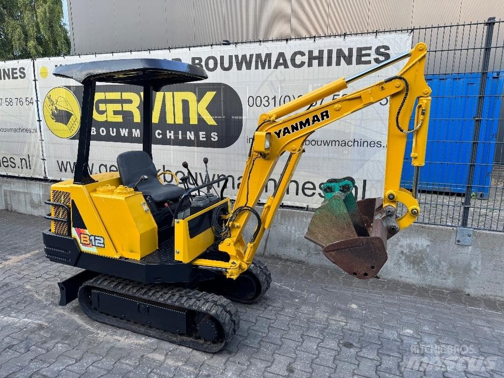 Yanmar B12 Mini rýpadla < 7t