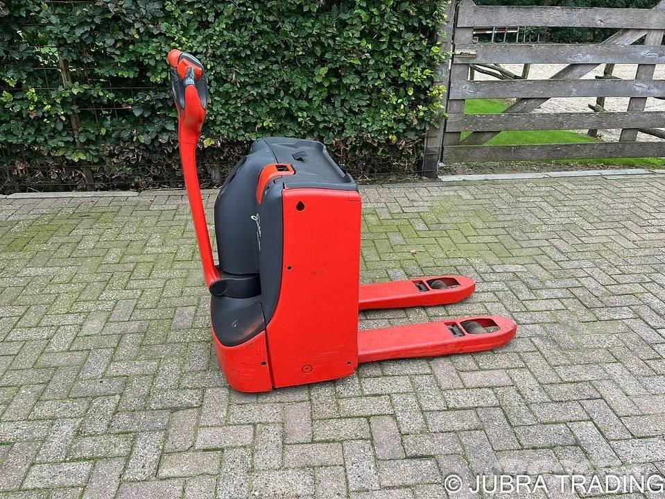 Linde T16 Ručně vedené vysokozdvižné vozíky