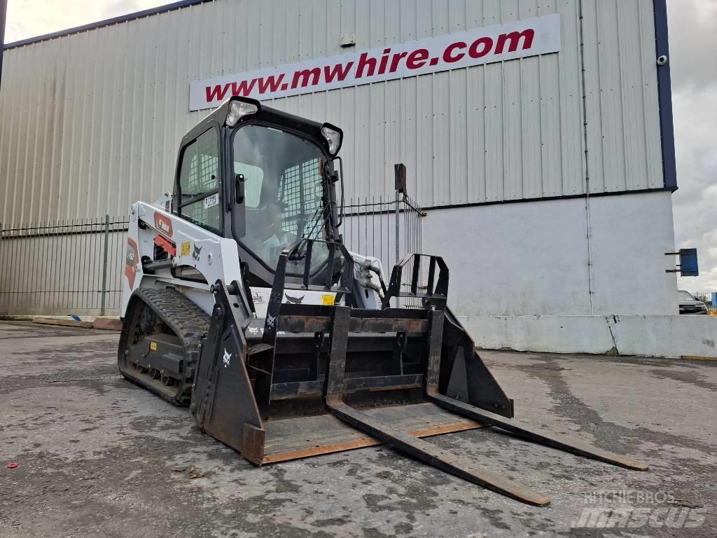 Bobcat T 450 Smykem řízené nakladače