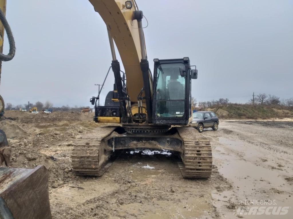 CAT 336 D2 Pásová rýpadla