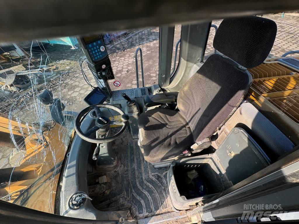 Liebherr L 556 Kolové nakladače