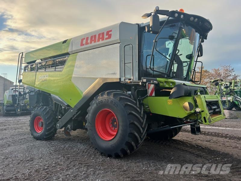 CLAAS LEXION 5400 Sklízecí mlátičky