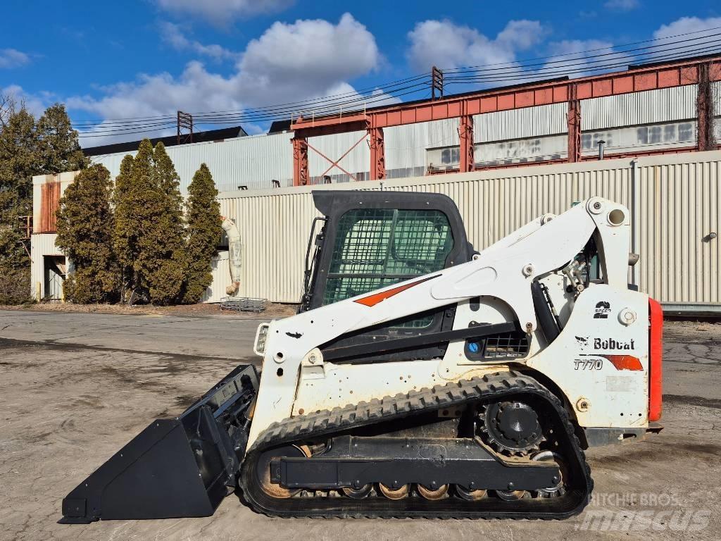 Bobcat T 770 Smykem řízené nakladače