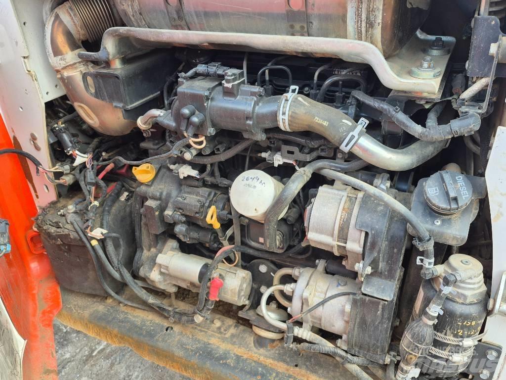 Bobcat T 770 Smykem řízené nakladače