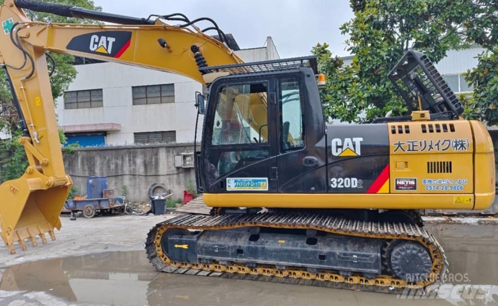 CAT 320 D2 Pásová rýpadla