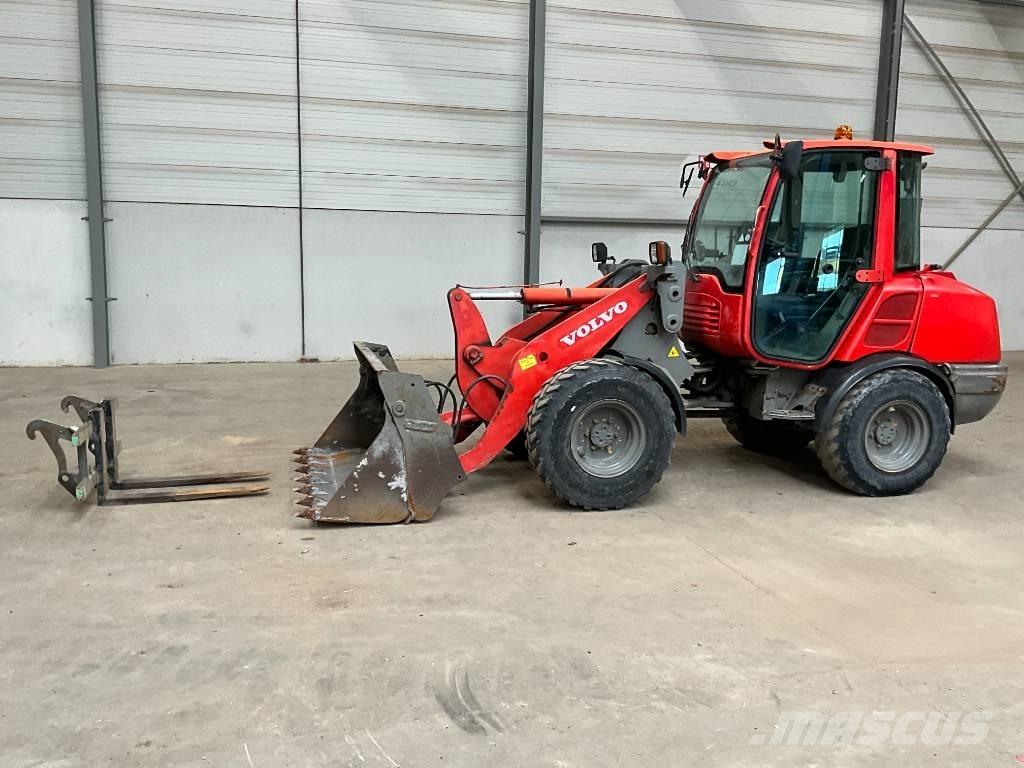 Volvo L 25 F Kolové nakladače