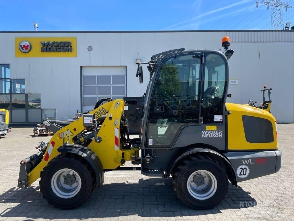 Wacker Neuson WL32 Kolové nakladače