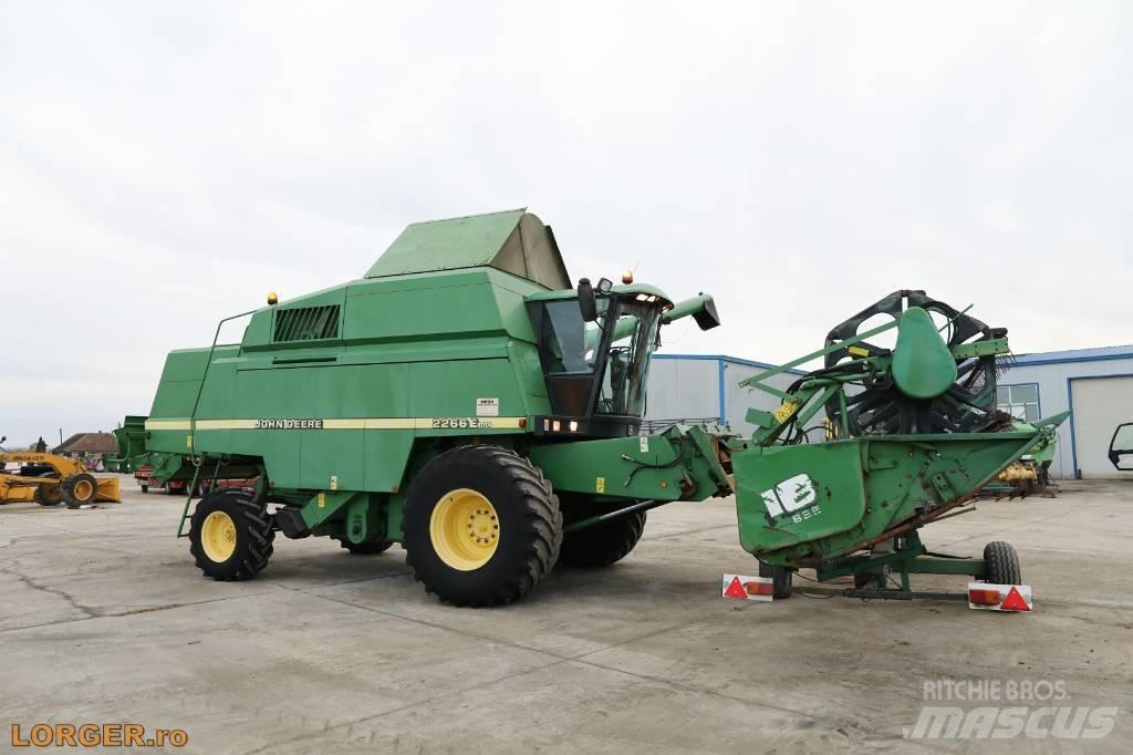 John Deere 2266 E Sklízecí mlátičky