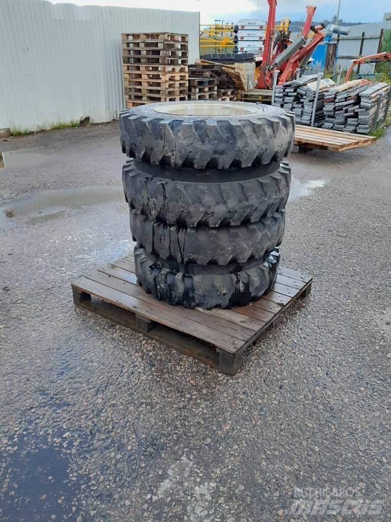 Mitas 8,25-20 Hjul Pneumatiky, kola a ráfky