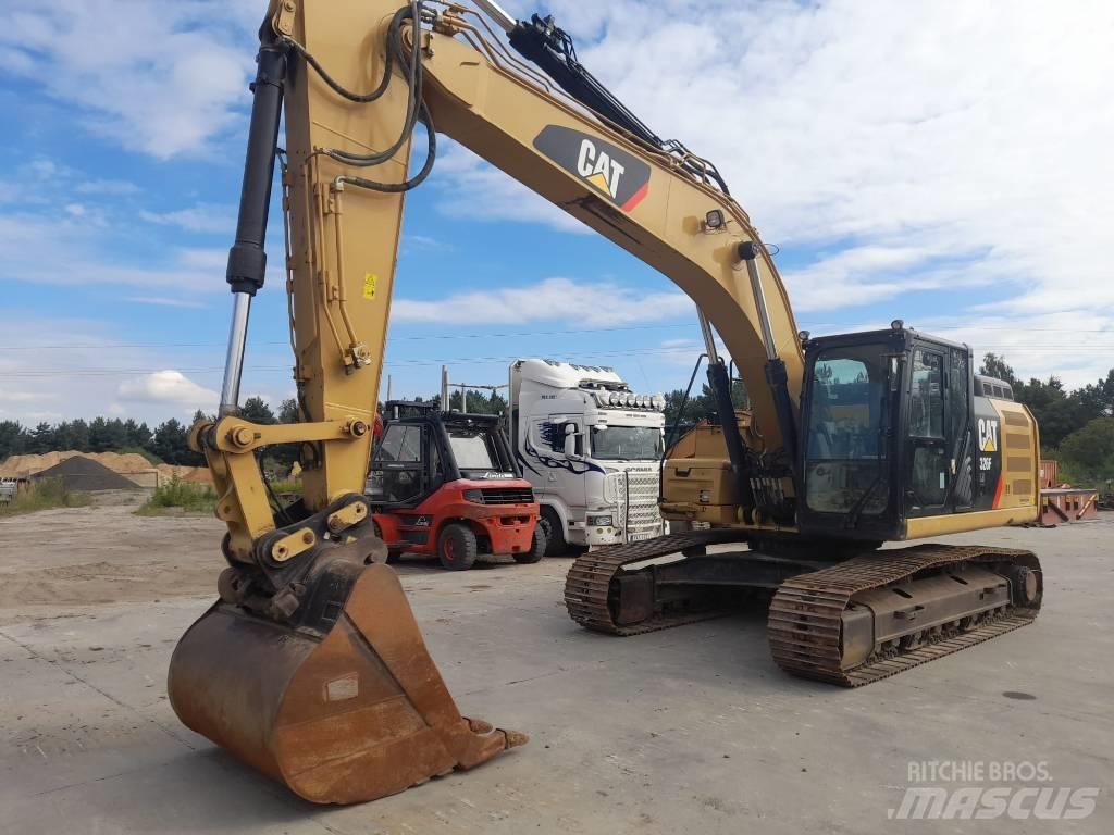 CAT 326 F Pásová rýpadla