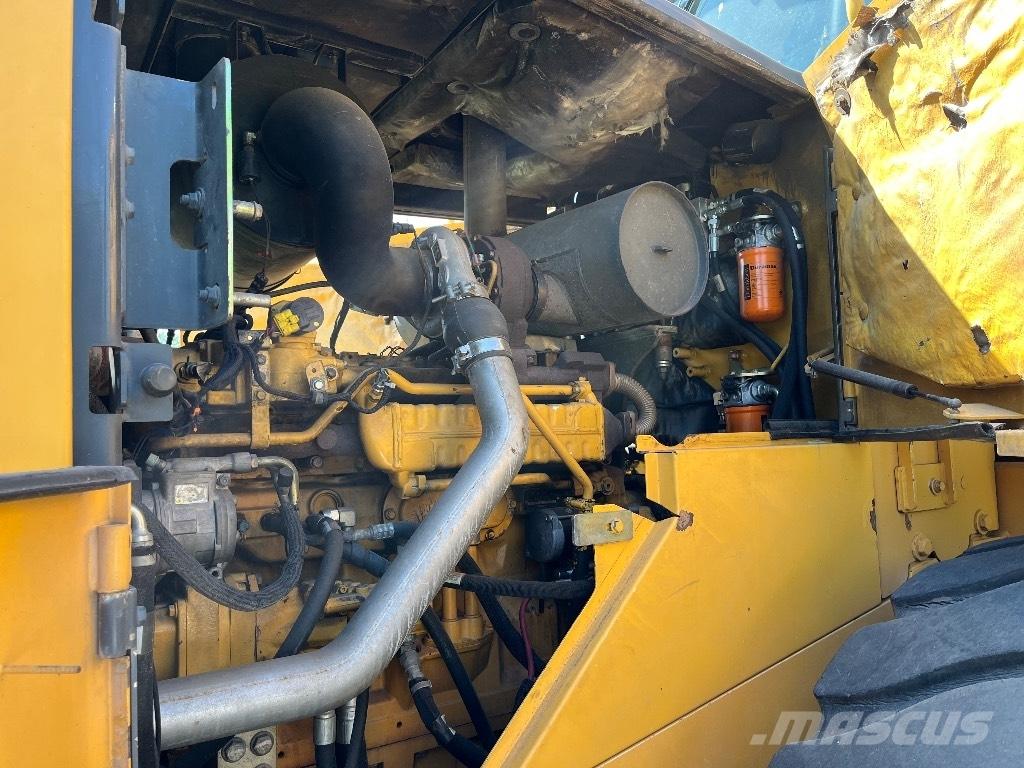 Bell L 2606 E Kolové nakladače