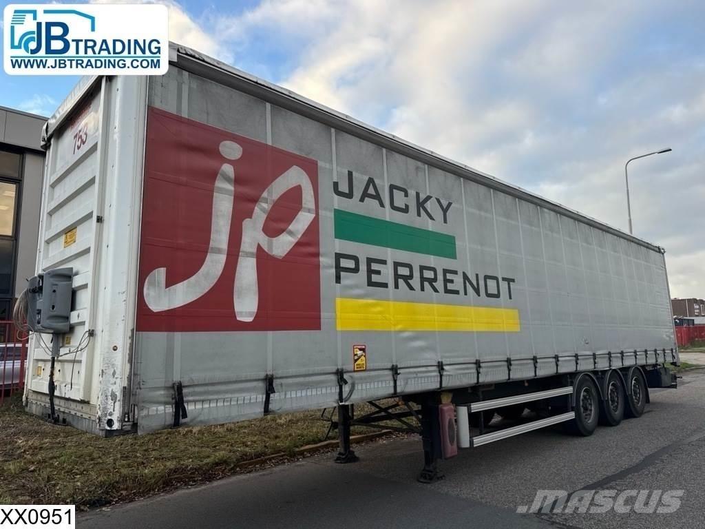 Fruehauf Tautliner Plachtové návěsy