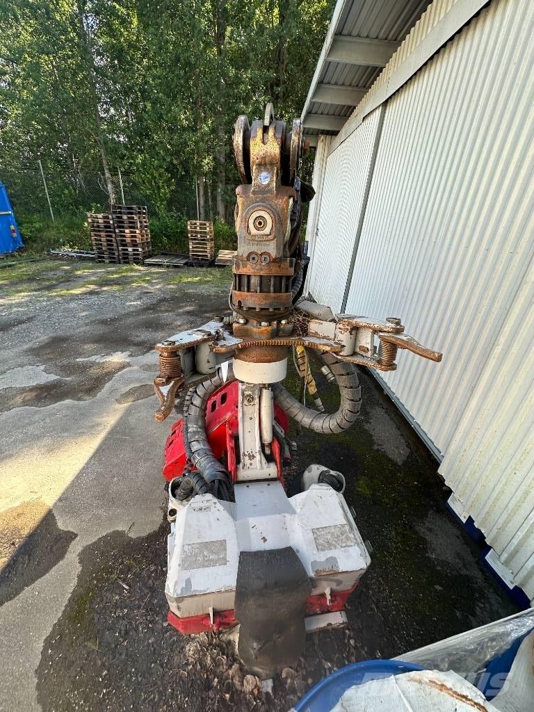 Log Max 4000T Těžební hlavy