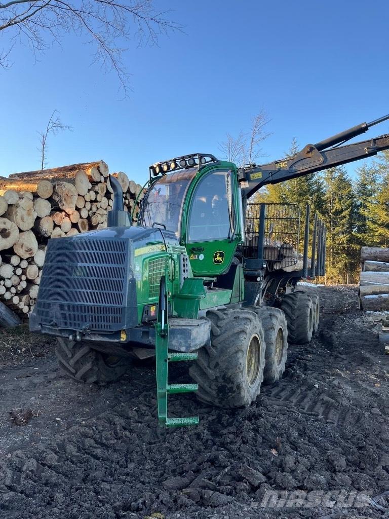 John Deere 1510G Vyvážecí traktory