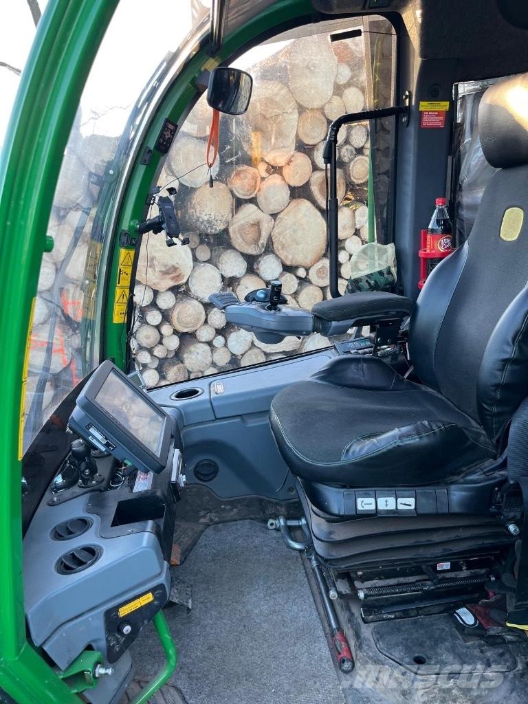 John Deere 1510G Vyvážecí traktory