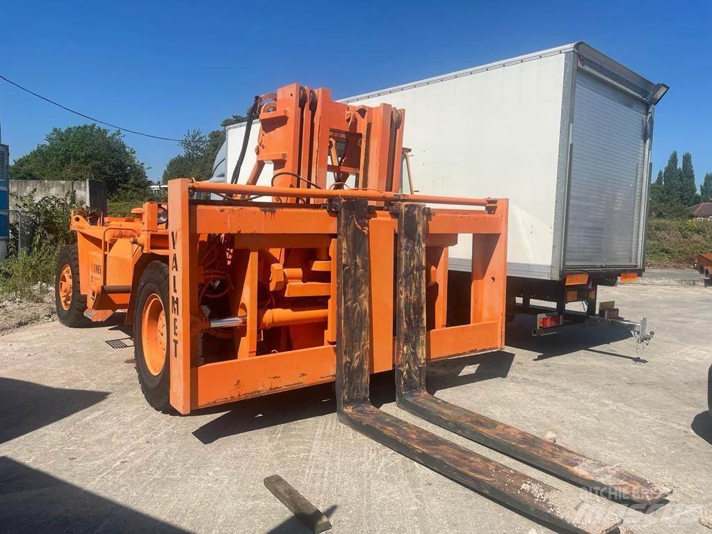 Valmet TD2212 Dieselové vozíky