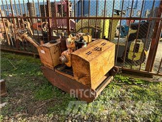 CASE Vibromax W50 Kompaktory