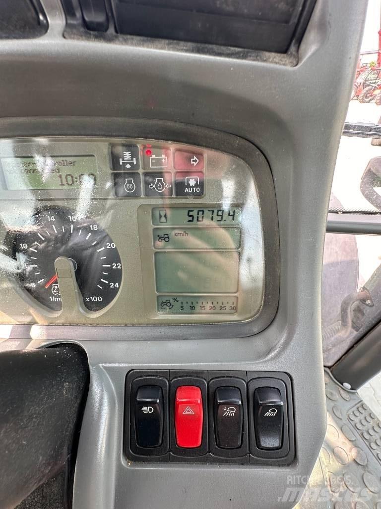 Deutz-Fahr M 620 Traktory