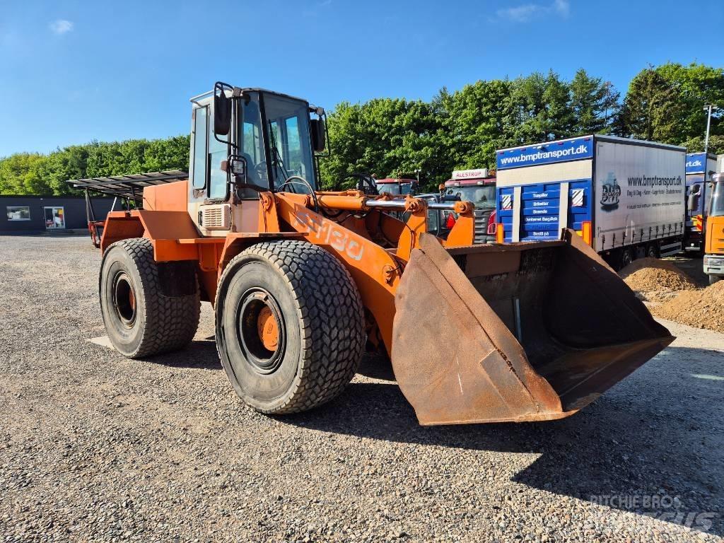 Hitachi FR 130 Kolové nakladače