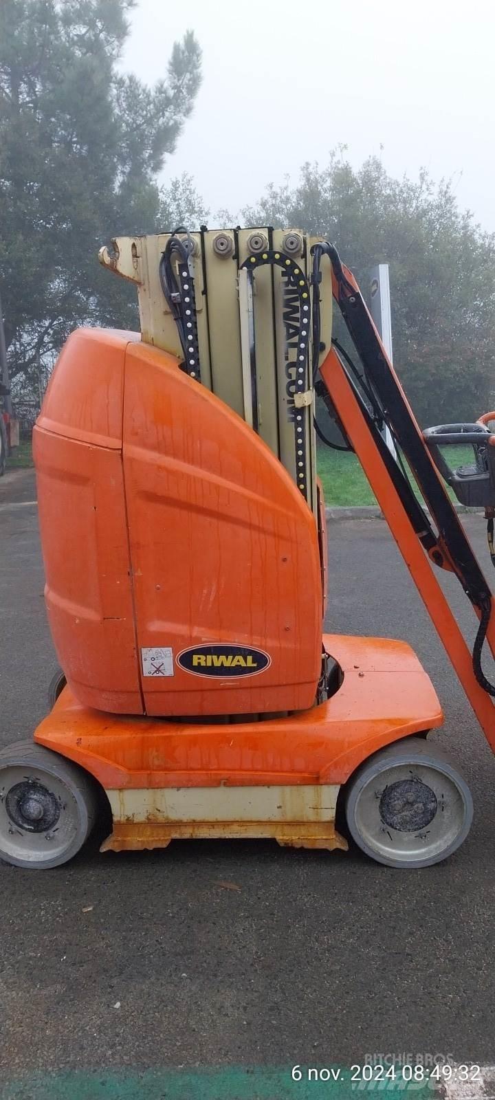 JLG T10E Další zvedače a plošiny