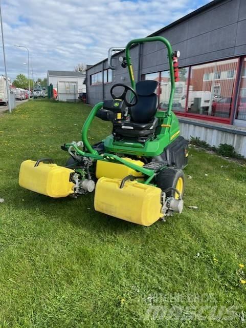John Deere 2750 E Sekačky greenů