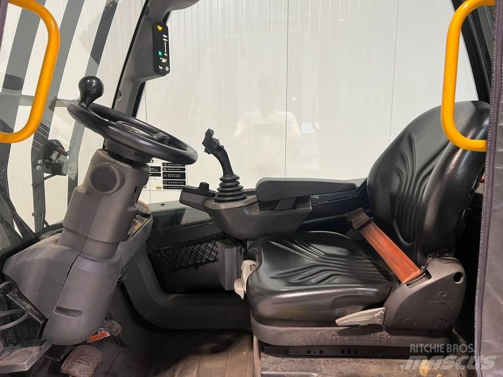 JCB TLT35-23D-2WD Dieselové vozíky