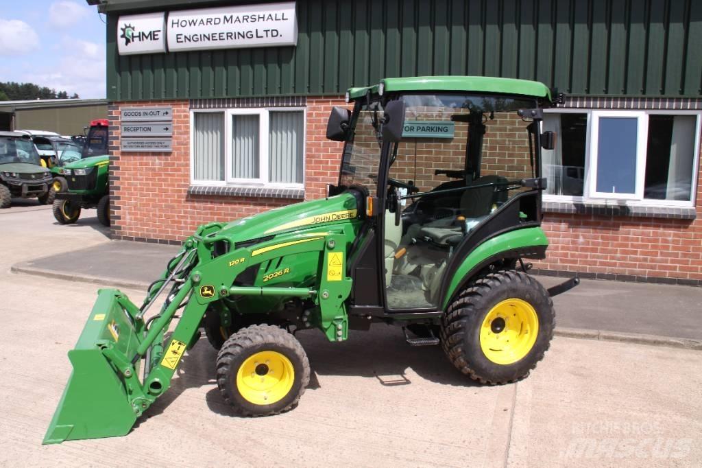 John Deere 2026R Traktory