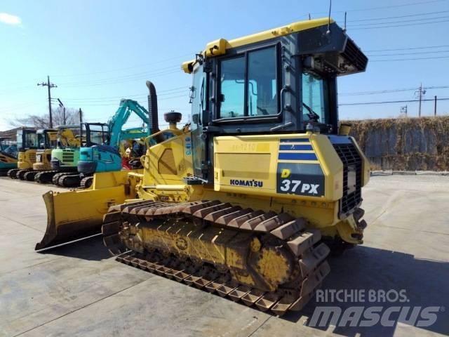 Komatsu D37PX-23 Pásové dozery
