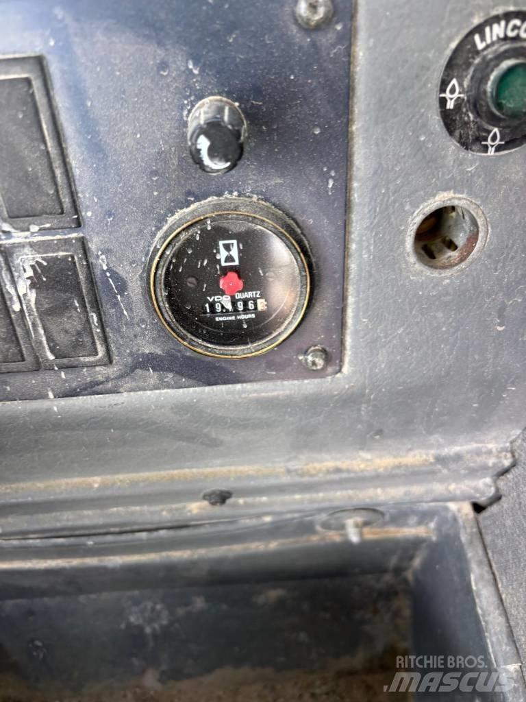 Volvo L 120 C Kolové nakladače