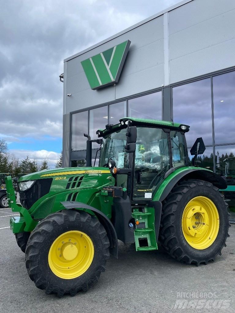 John Deere 6130R Traktory